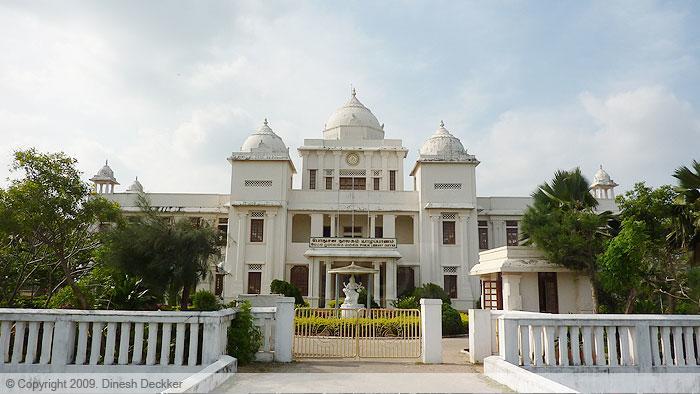 Sai Holiday Inn Jaffna Exteriör bild