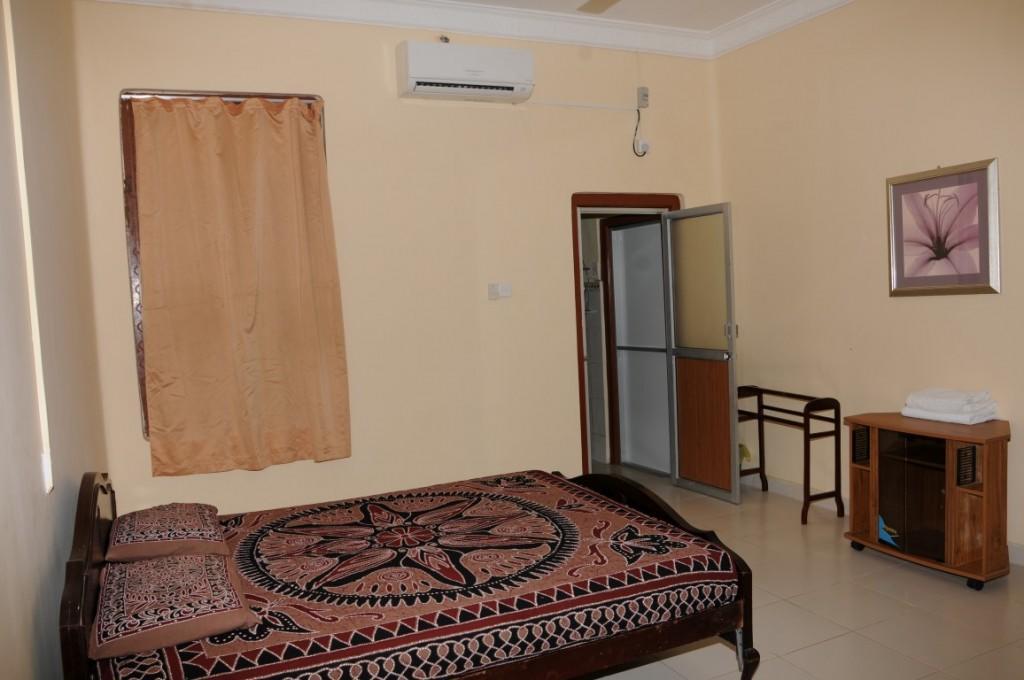 Sai Holiday Inn Jaffna Exteriör bild