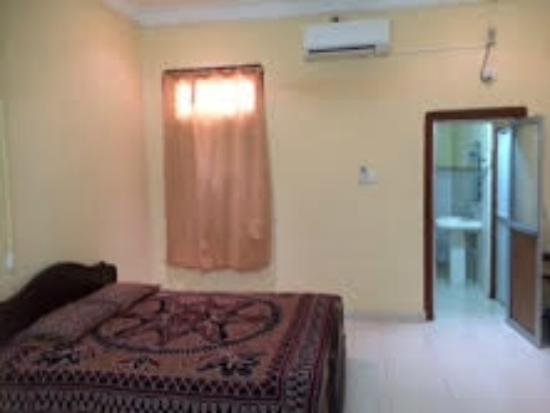 Sai Holiday Inn Jaffna Exteriör bild